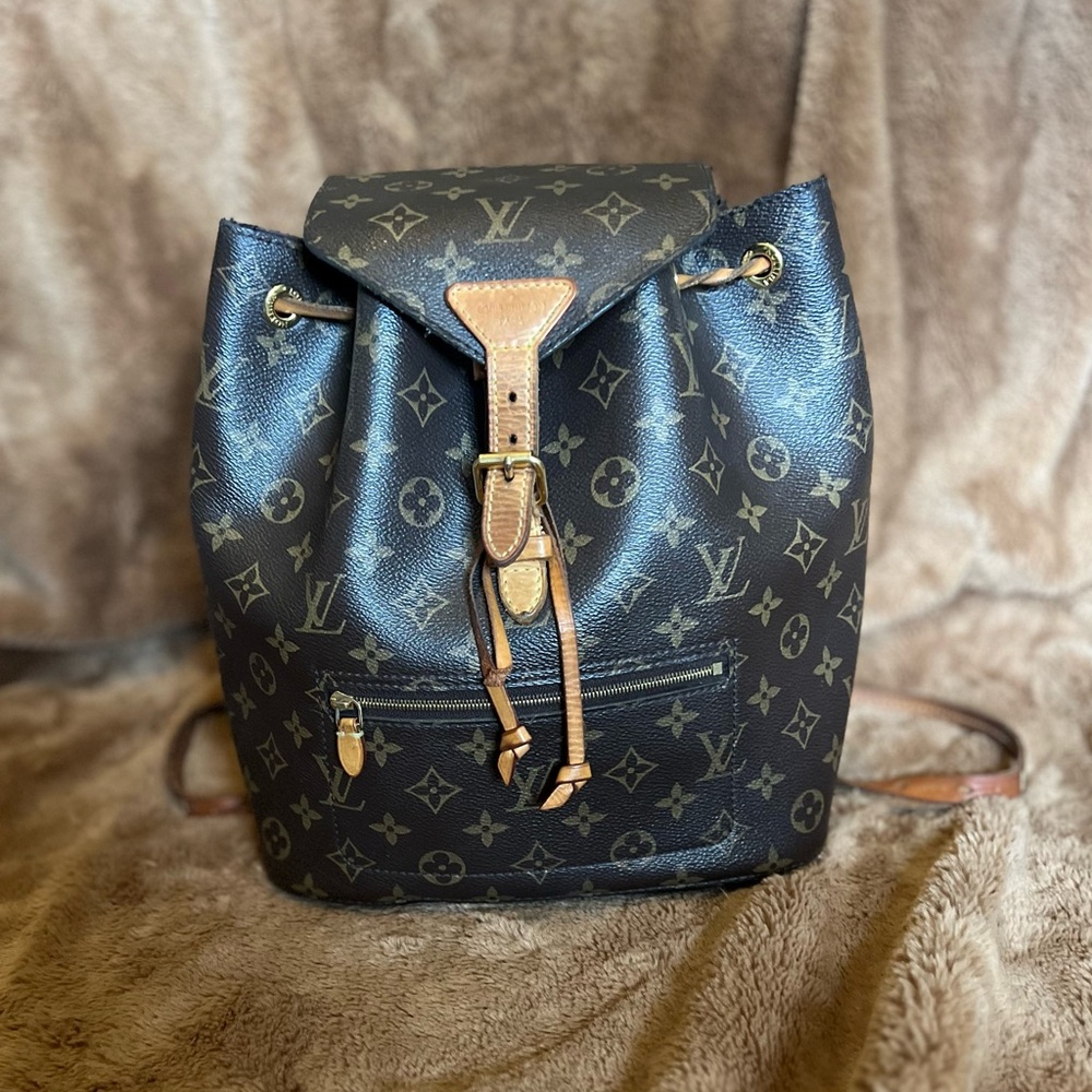Montsouris NM Backpack Monogram Canvas. Pre-owned. Certified:SP4137
